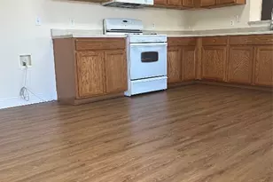 1901 W Golden Sunrise Ln NW, Pflugerville, TX 78660 - Photo 16