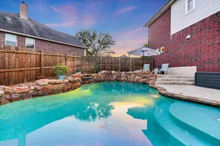 1022 Bretton Woods Dr, Cedar Park, TX 78613 - Photo 4