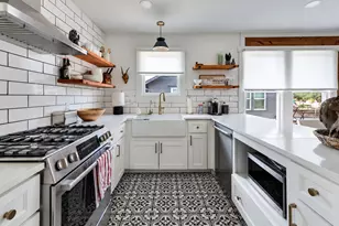 2010 Poquito St, Austin, TX 78722 - Photo 6