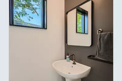 7525 Delafield Lane #A, Austin, TX 78752 - Photo 20