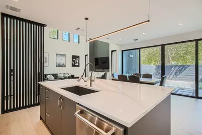 7525 Delafield Lane #A, Austin, TX 78752 - Photo 10