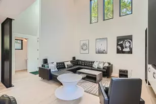 7525 Delafield Ln, Austin, TX 78752 - Photo 6