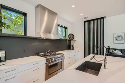 7525 Delafield Lane #A, Austin, TX 78752 - Photo 12
