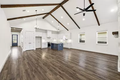 121 Feather Way, Fredericksburg, TX 78624 - Photo 2