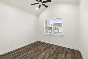 121 Feather Way, Fredericksburg, TX 78624 - Photo 10