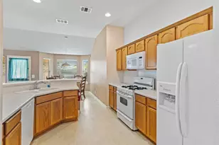 5802 Vasey Blvd, Austin, TX 78724 - Photo 4