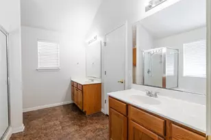 5802 Vasey Blvd, Austin, TX 78724 - Photo 16