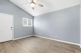 4413 Teri Rd, Austin, TX 78744 - Photo 12