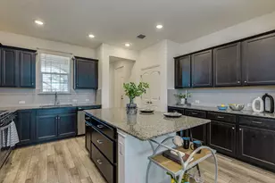 911 Saratoga Ln, Georgetown, TX 78633 - Photo 6