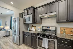 911 Saratoga Ln, Georgetown, TX 78633 - Photo 8