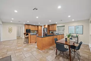 1904 Oakridge Dr, Round Rock, TX 78681 - Photo 10