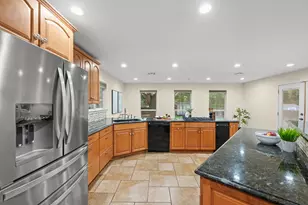 1904 Oakridge Dr, Round Rock, TX 78681 - Photo 8