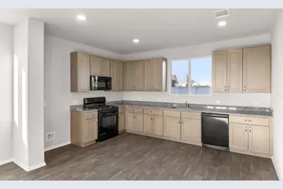 127 Summer Drive, Elgin, TX 78621 - Photo 14