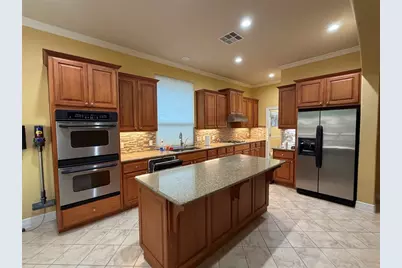 1219 Pine Forest Circle, Round Rock, TX 78665 - Photo 4