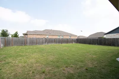 9101 Daisy Cutter Crossing, Georgetown, TX 78626 - Photo 2