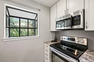 2412 Enfield Rd, Austin, TX 78703 - Photo 20