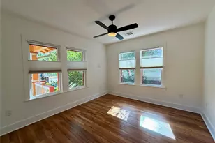 1211 E 2nd St, Austin, TX 78702 - Photo 20