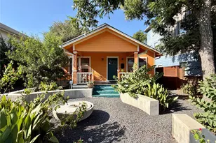 1211 E 2nd St, Austin, TX 78702 - Photo 2