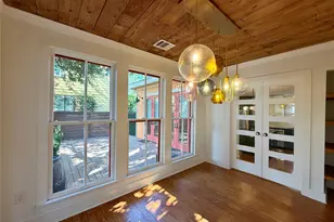 1211 E 2nd St, Austin, TX 78702 - Photo 4