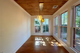 1211 E 2nd St, Austin, TX 78702 - Photo 30