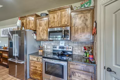 412 Jake Drive, Jarrell, TX 76537 - Photo 14
