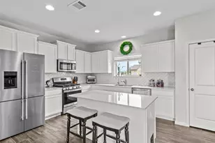 8201 Daisy Cutter Crossing, Georgetown, TX 78626 - Photo 8