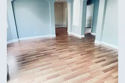 107 E Wheeler Street E, Manor, TX 78653 - Photo 4