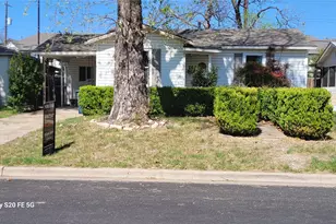 206 W 55th 1/2 St, Austin, TX 78751 - Photo 1