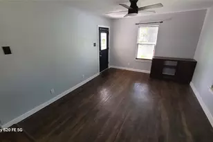 206 W 55th 1/2 St, Austin, TX 78751 - Photo 2