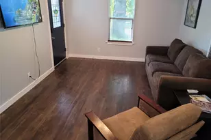 206 W 55th 1/2 St, Austin, TX 78751 - Photo 4