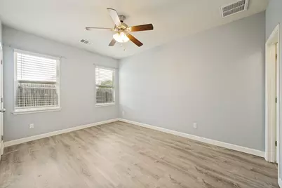 138 Wainscot Oak Way, San Marcos, TX 78666 - Photo 4