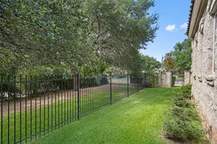2 Jasperwood Ct, Austin, TX 78738 - Photo 34