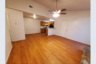 1733 Horseshoe Circle, Round Rock, TX 78681 - Photo 4