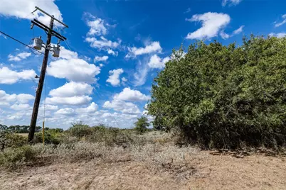 1350 Cattlemens Row, Lockhart, TX 78644 - Photo 18