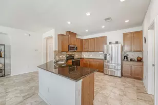 335 Alamosa Dr, Georgetown, TX 78626 - Photo 10