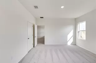 208 Wedemeyer St, Taylor, TX 76574 - Photo 18