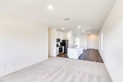 208 Wedemeyer Street, Taylor, TX 76574 - Photo 4