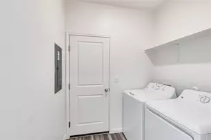 208 Wedemeyer St, Taylor, TX 76574 - Photo 24