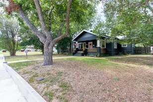 902 W Hopkins St, San Marcos, TX 78666 - Photo 4
