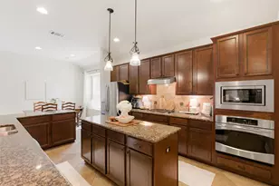 214 Bellagio Dr, Lakeway, TX 78734 - Photo 4