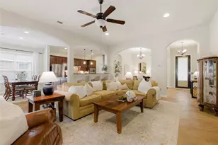 214 Bellagio Dr, Lakeway, TX 78734 - Photo 2