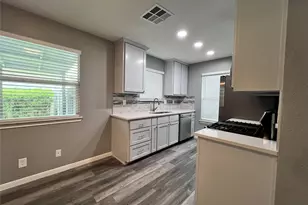 911 Greenbriar Loop, Round Rock, TX 78664 - Photo 4