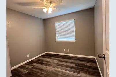911 Greenbriar Loop, Round Rock, TX 78664 - Photo 12