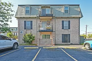 2425 Ashdale Dr, Austin, TX 78757 - Photo 2