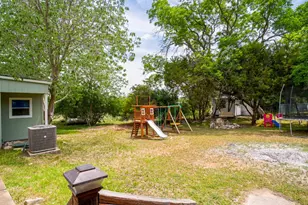 1605 Colonneh St, Horseshoe Bay, TX 78657 - Photo 28