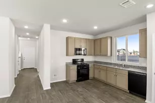 165 Daylily Dr, Elgin, TX 78621 - Photo 22