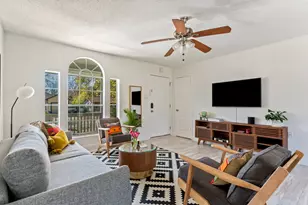 5706 Tura Ln, Austin, TX 78721 - Photo 6