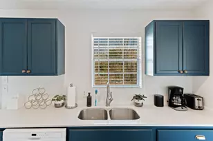 5706 Tura Ln, Austin, TX 78721 - Photo 16