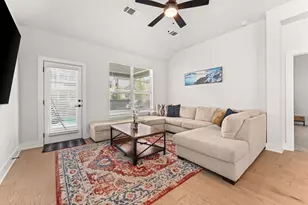 8512 McKamy Dr, Austin, TX 78744 - Photo 12