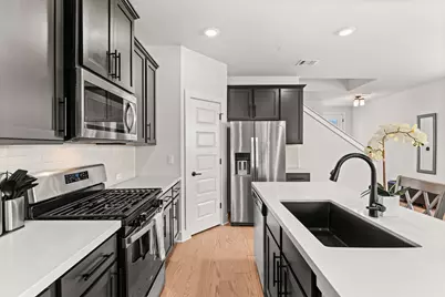 8512 McKamy Drive, Austin, TX 78744 - Photo 8